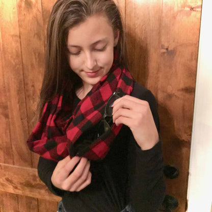 Free Hidden Pocket Infinity Scarf Tutorial