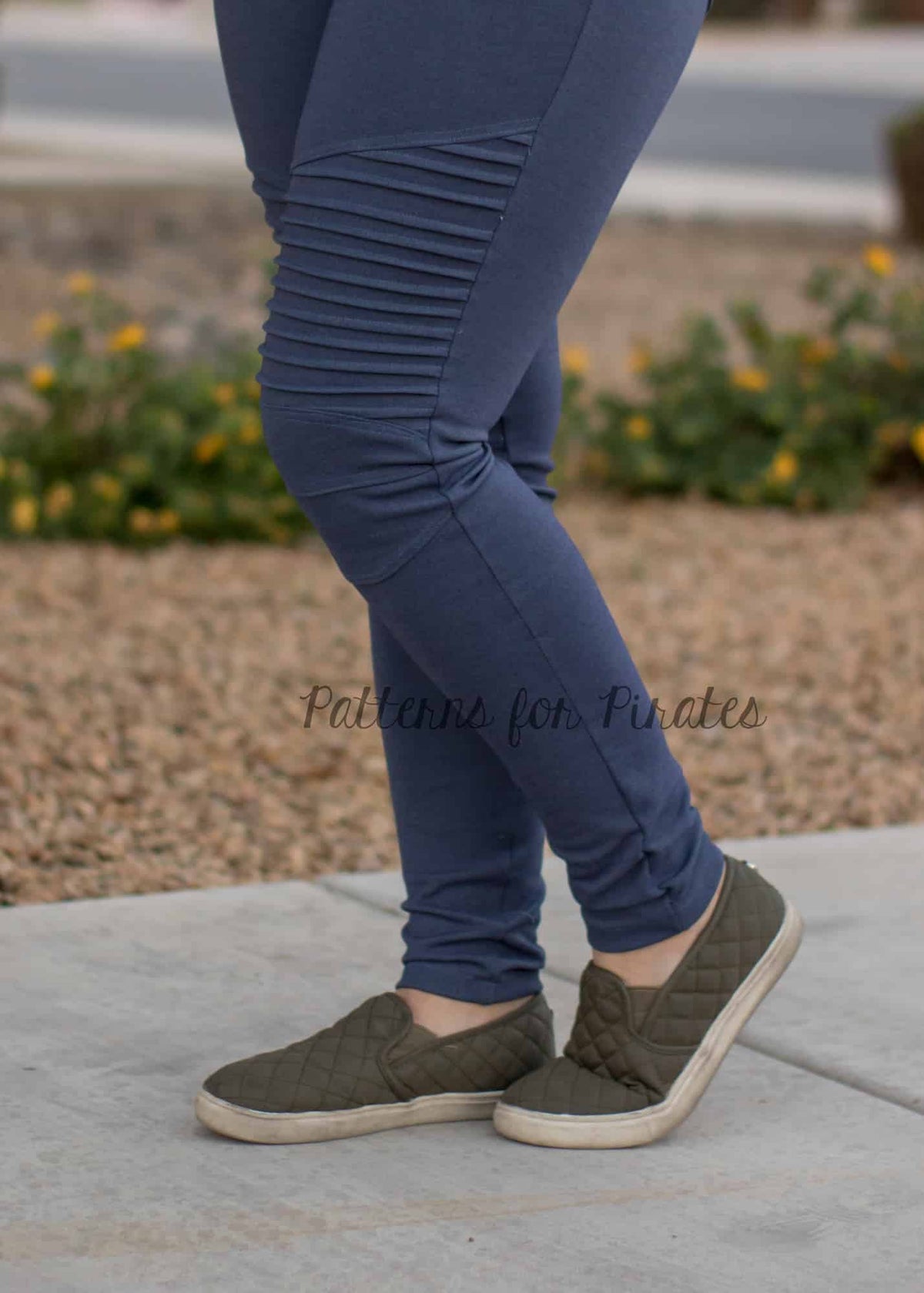 Free Hourglass Figure Moto Hack for SOS Knit Pants