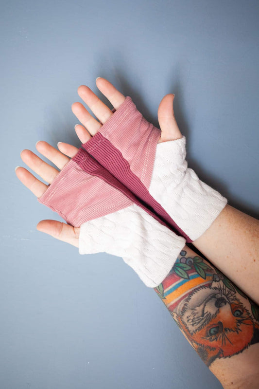 Free Fingerless Gloves