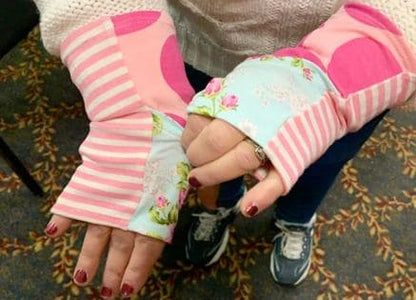 Free Fingerless Gloves